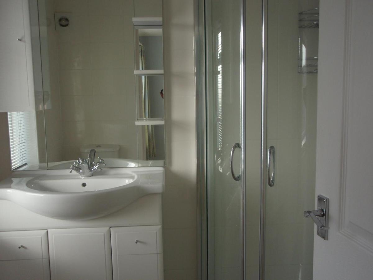 Bargain Rooms In Уэймут Экстерьер фото